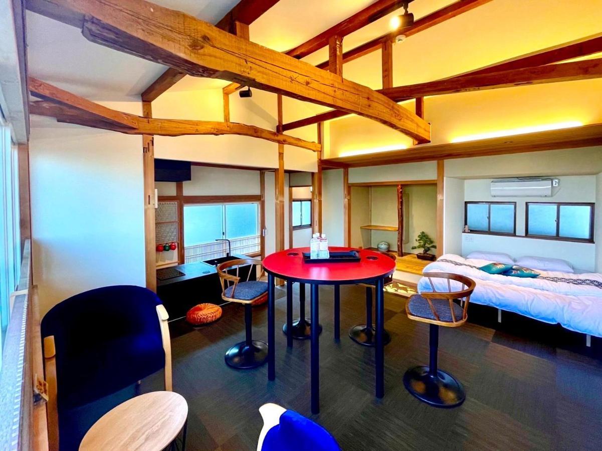 オーシャンビュー 加美屋リゾート 江ノ島,江ノ島の島内,仲見世通りから3分,海と日の出を臨む貸切の和モダン別荘 藤沢市 エクステリア 写真